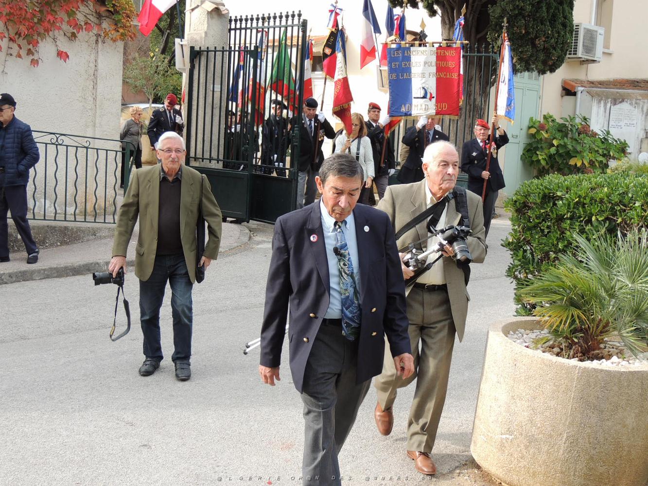 2017 11 02 HYERES CEREMONIE DE TOUSSAINT STELE DE NOS DEFUNTS (18).JPG -           
